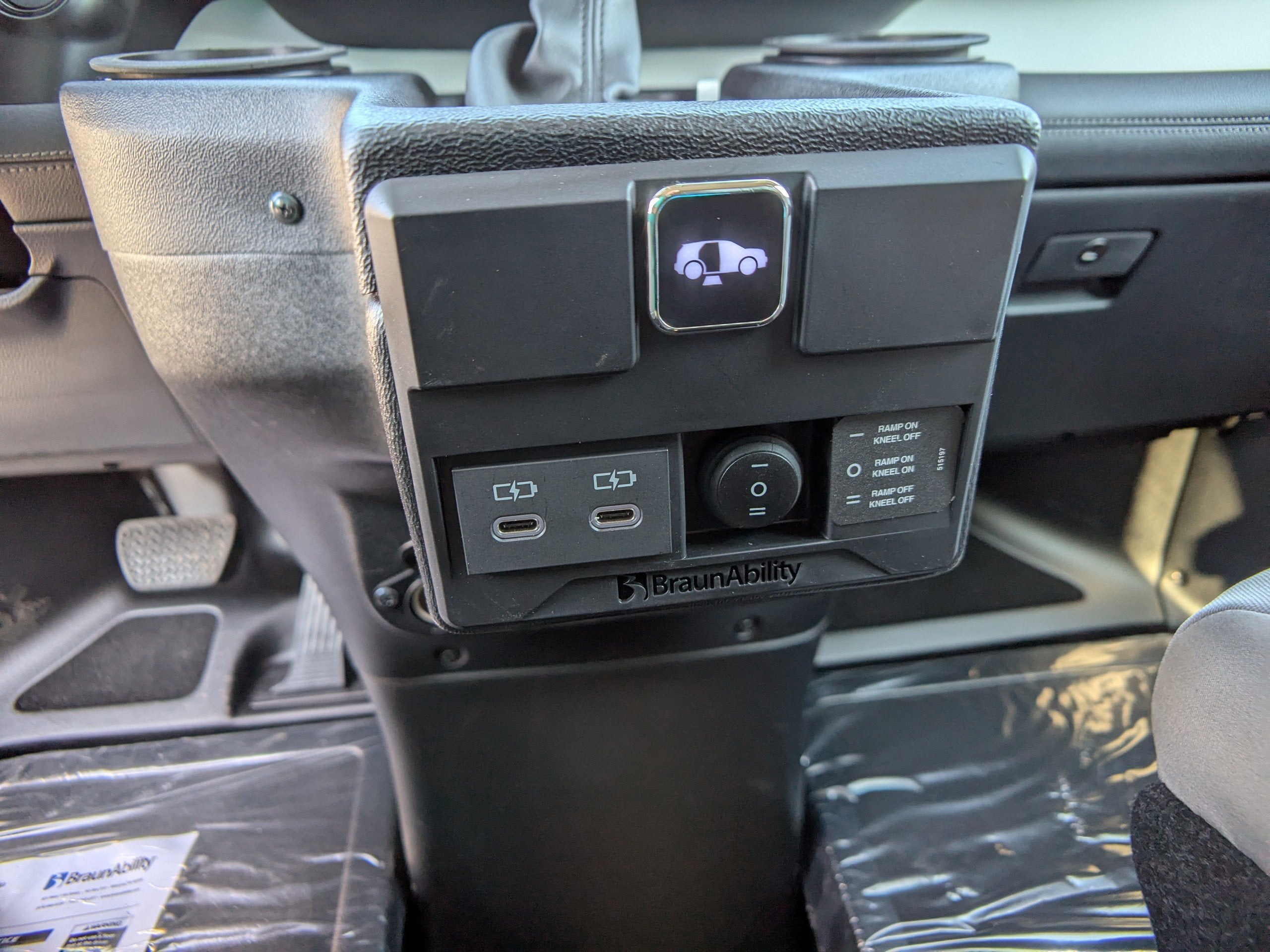 2025 Toyota Sienna LE