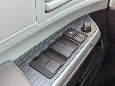 2025 Toyota Sienna LE