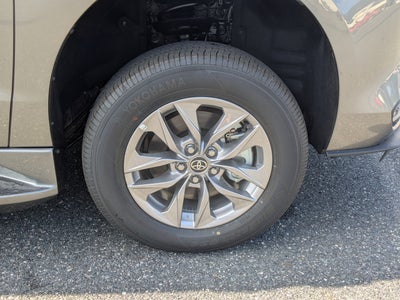 2026 Toyota Sienna LE