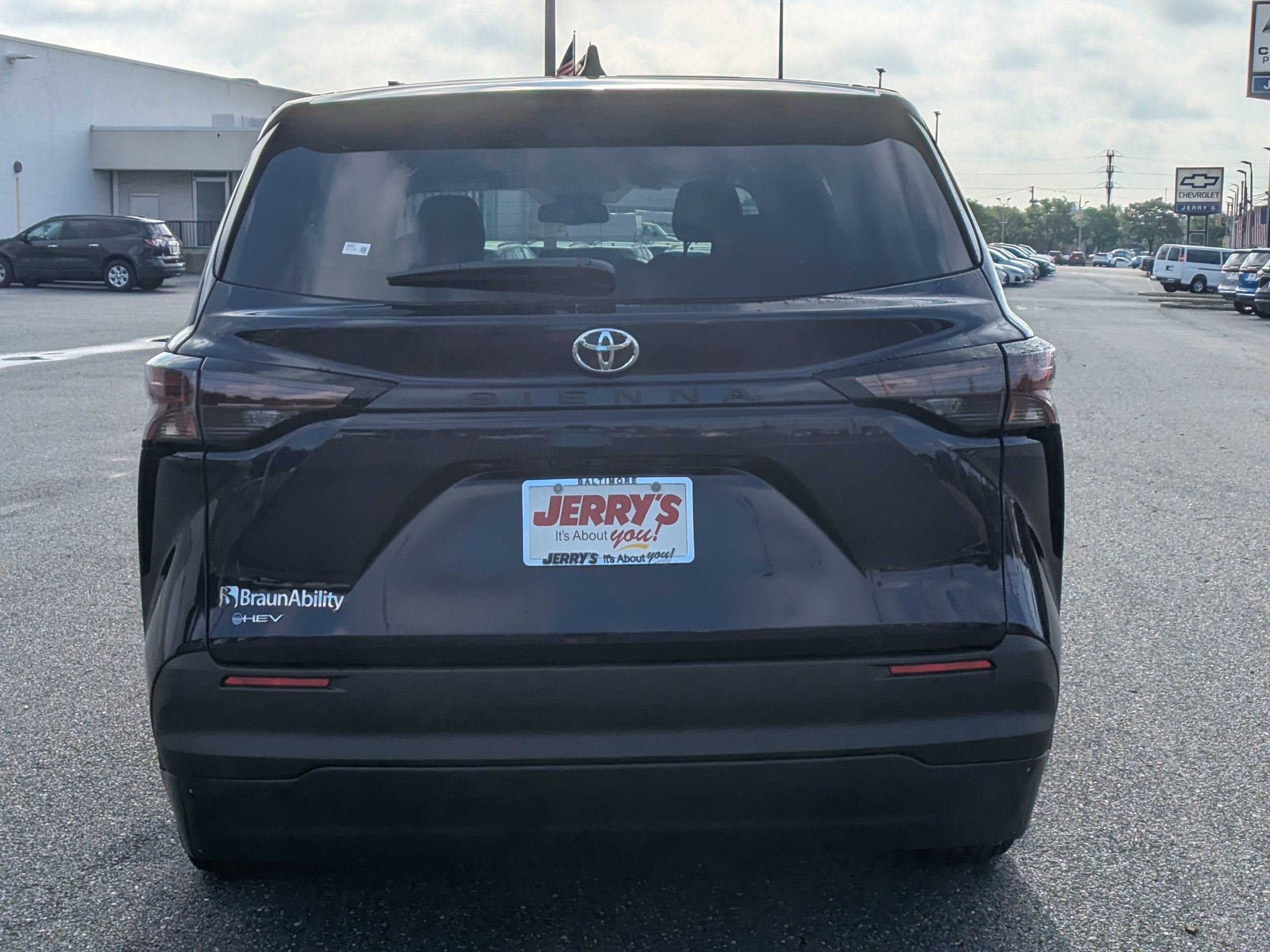 2026 Toyota Sienna LE