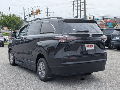 2026 Toyota Sienna XLE