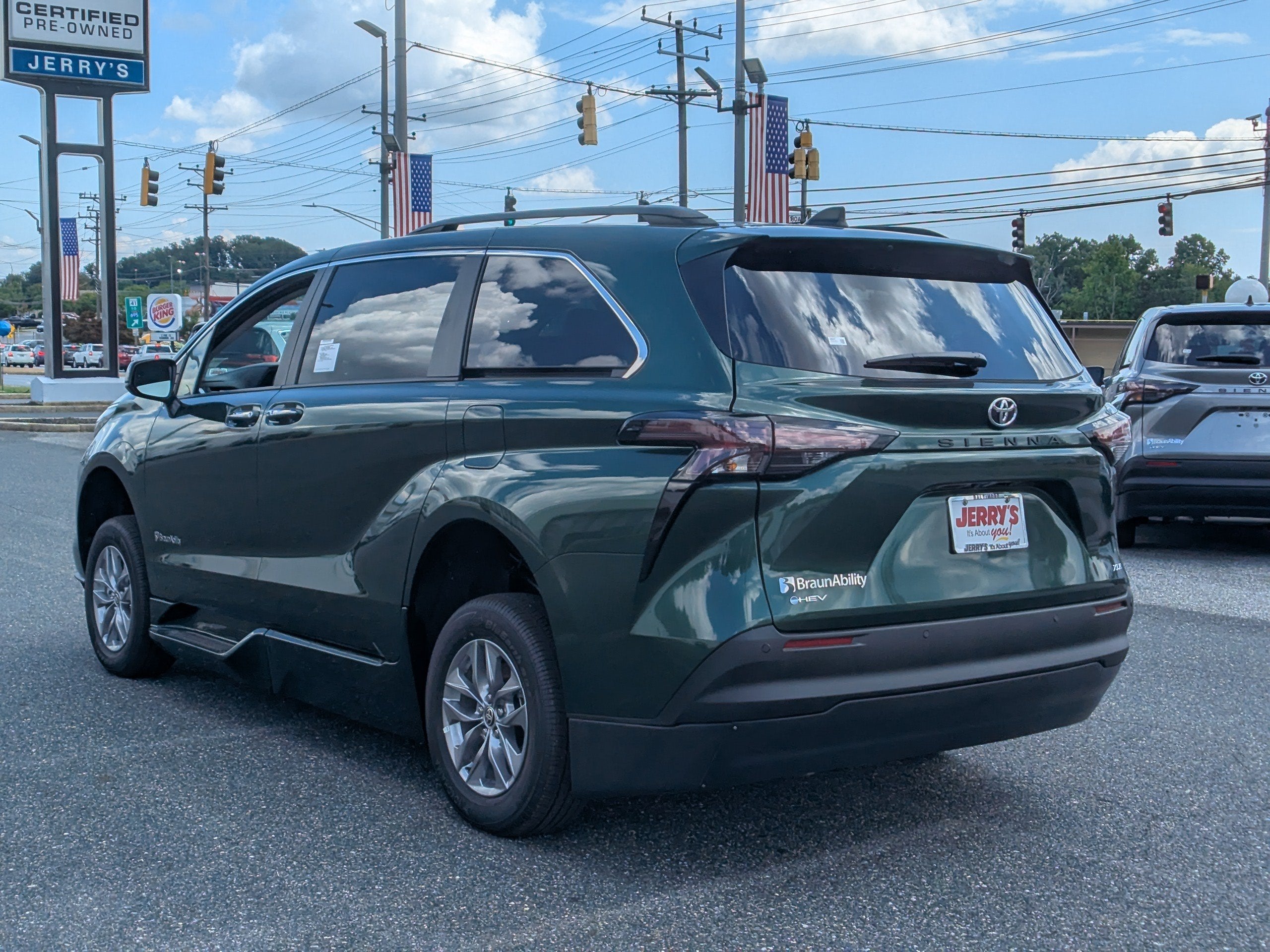 2026 Toyota Sienna XLE