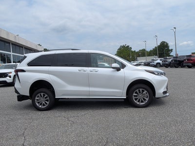 2026 Toyota Sienna XLE