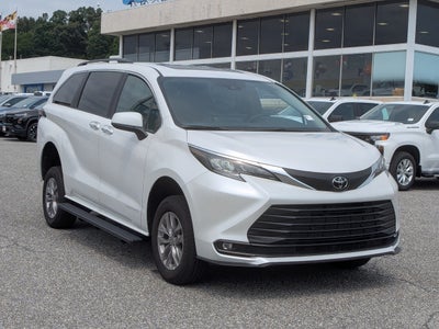 2026 Toyota Sienna XLE
