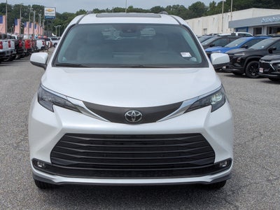 2026 Toyota Sienna XLE