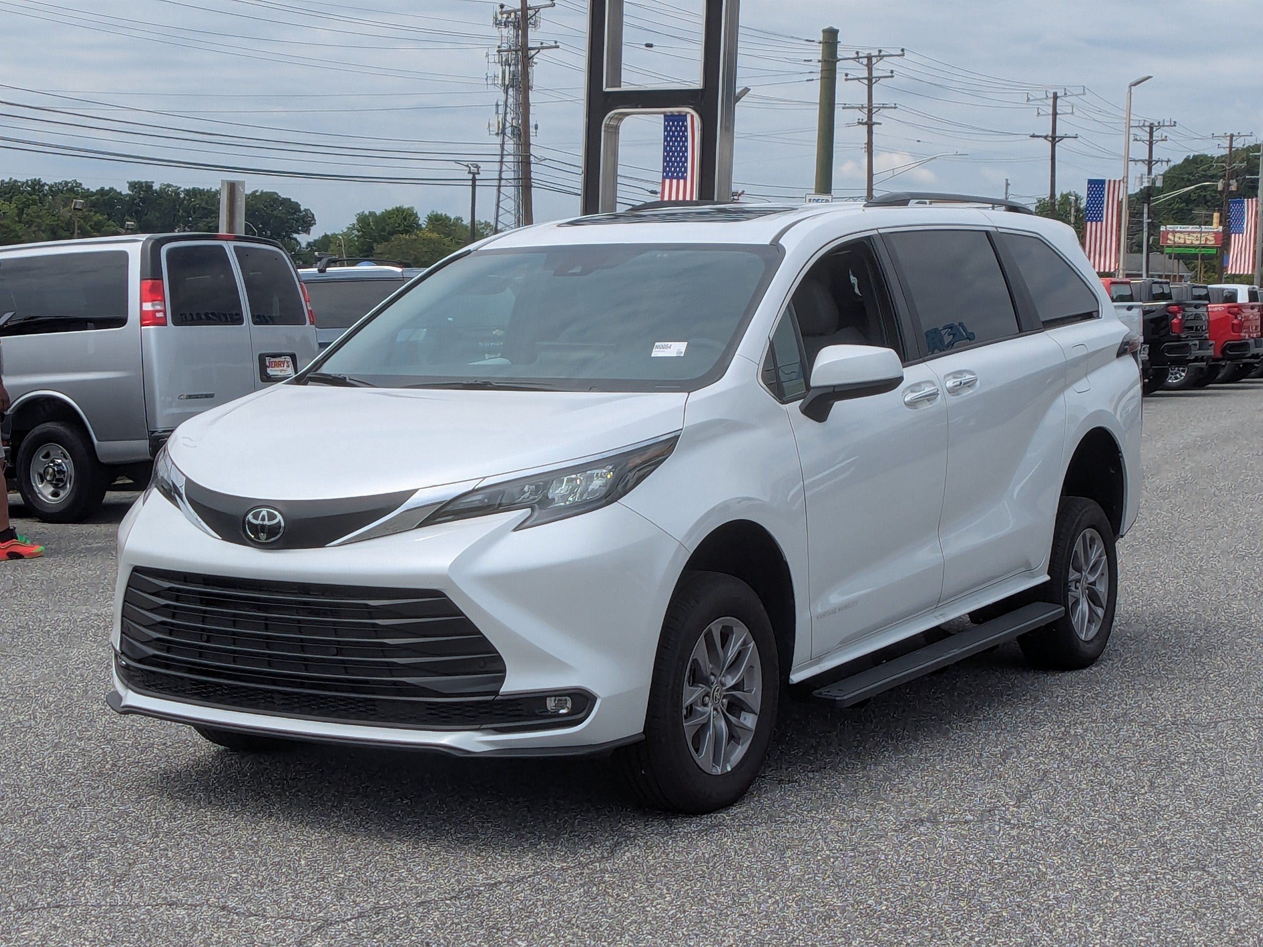 2026 Toyota Sienna XLE