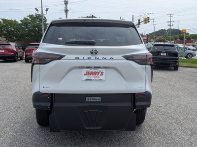 2026 Toyota Sienna XLE