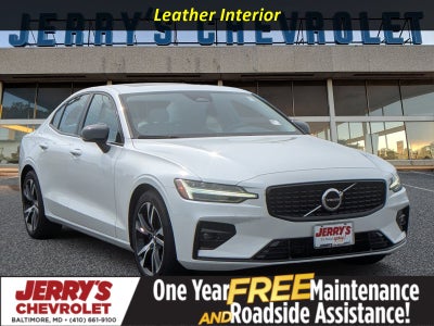 2024 Volvo S60 Core Dark Theme