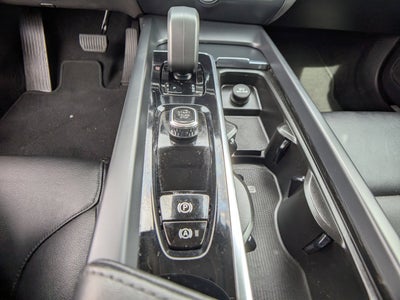 2024 Volvo S60 Core Dark Theme