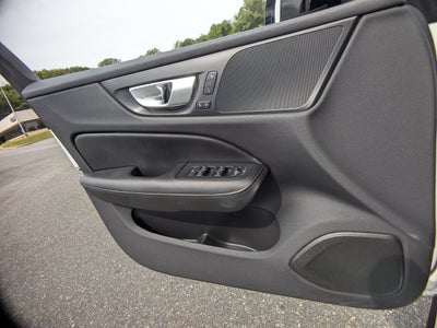 2024 Volvo S60 Core Dark Theme