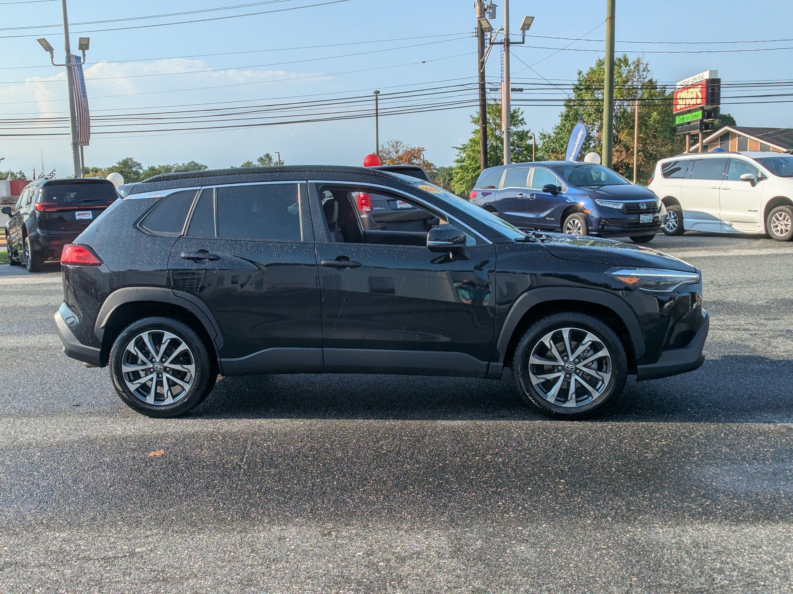 2025 Toyota Corolla Cross XLE