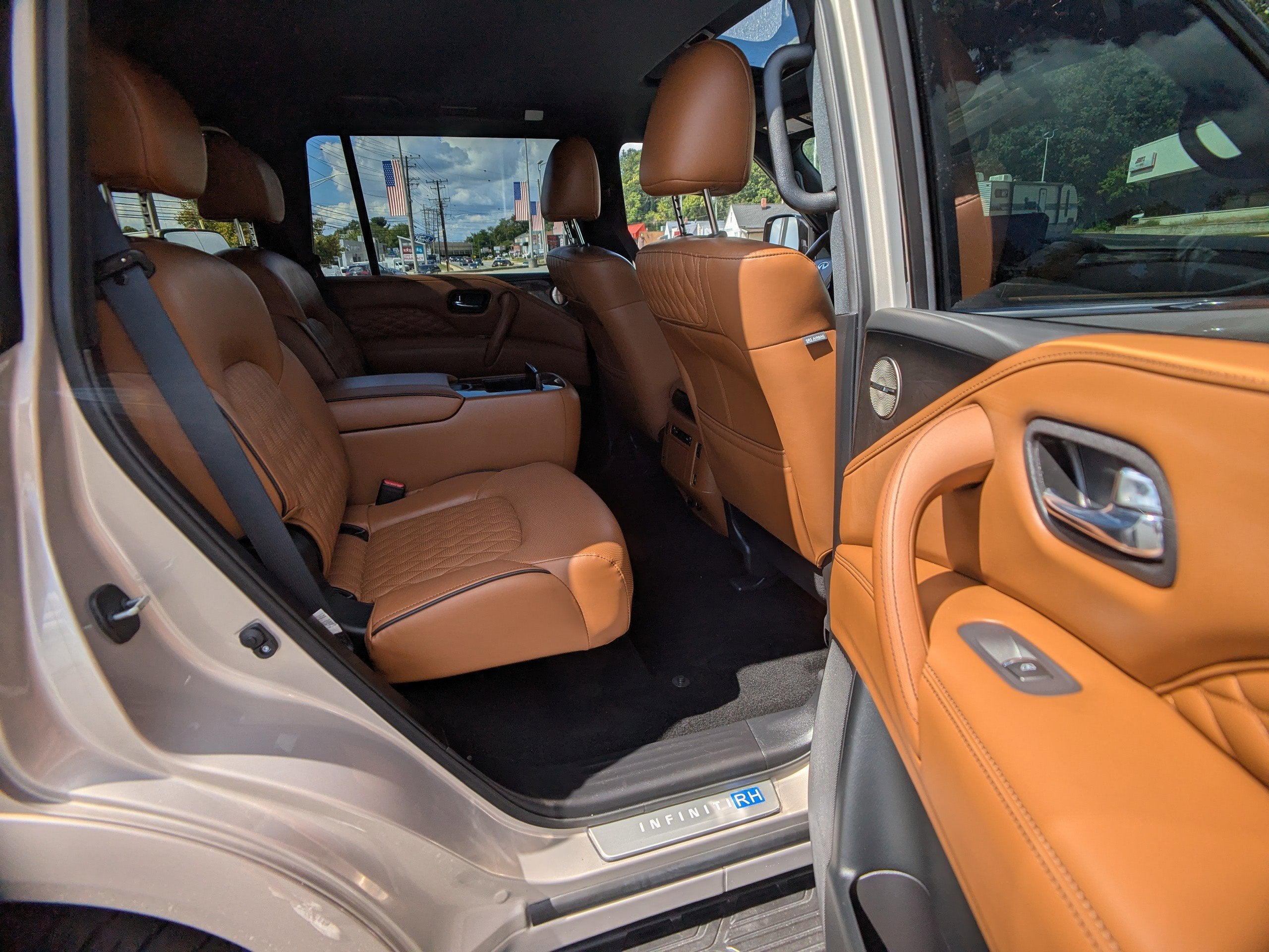 2024 INFINITI QX80 SENSORY