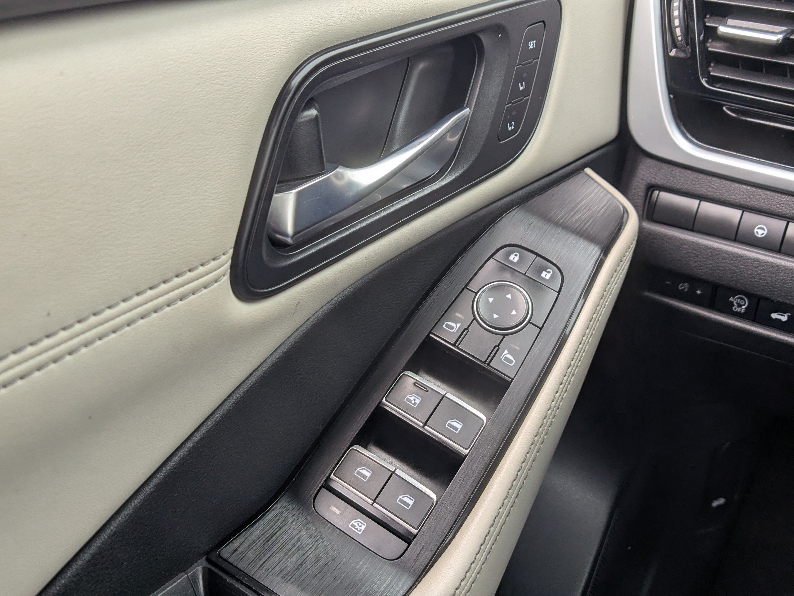 2023 Nissan Rogue SL Intelligent AWD