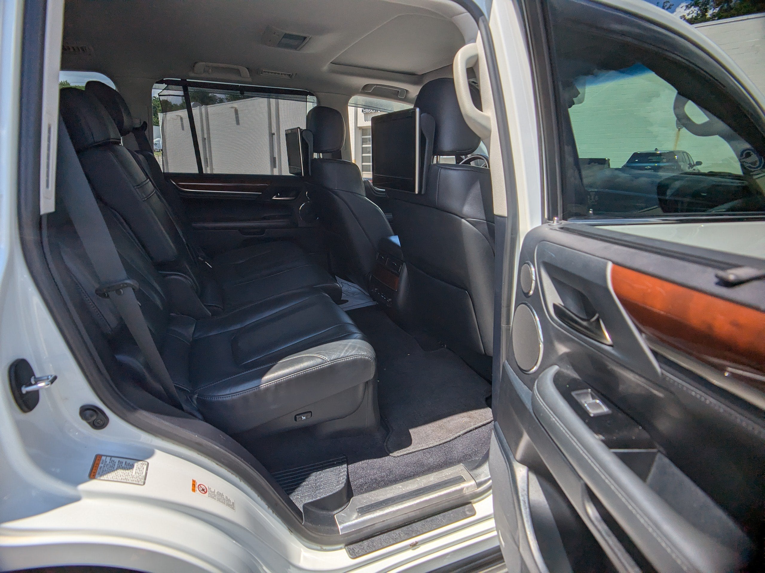 2017 Lexus LX LX 570