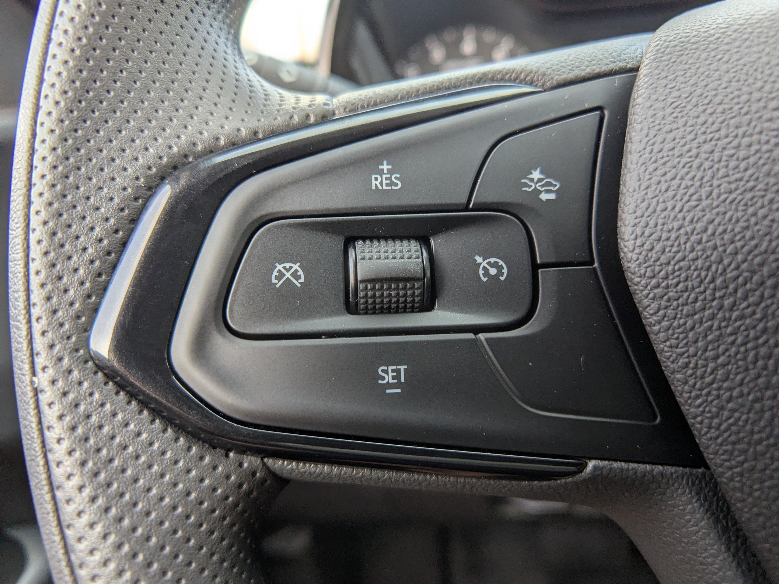 2026 Chevrolet Trax LS - Photo 19