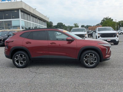 2025 Chevrolet Trax LT