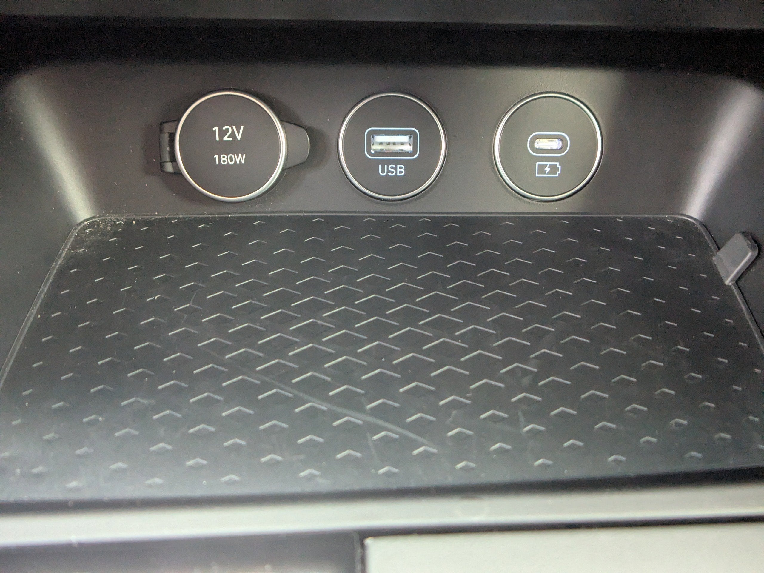 2024 Genesis G70 2.5T