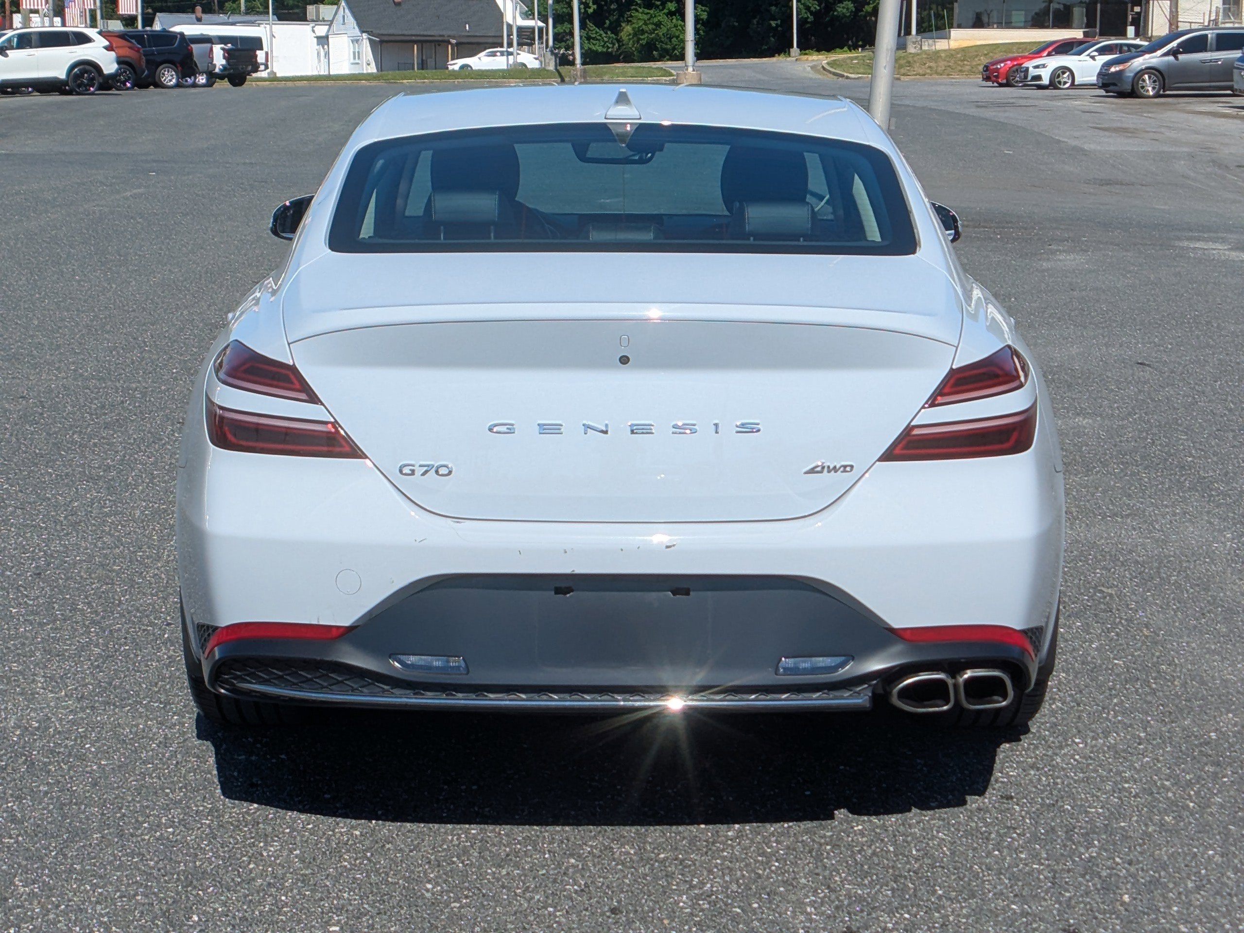 2023 Genesis G70 2.0T