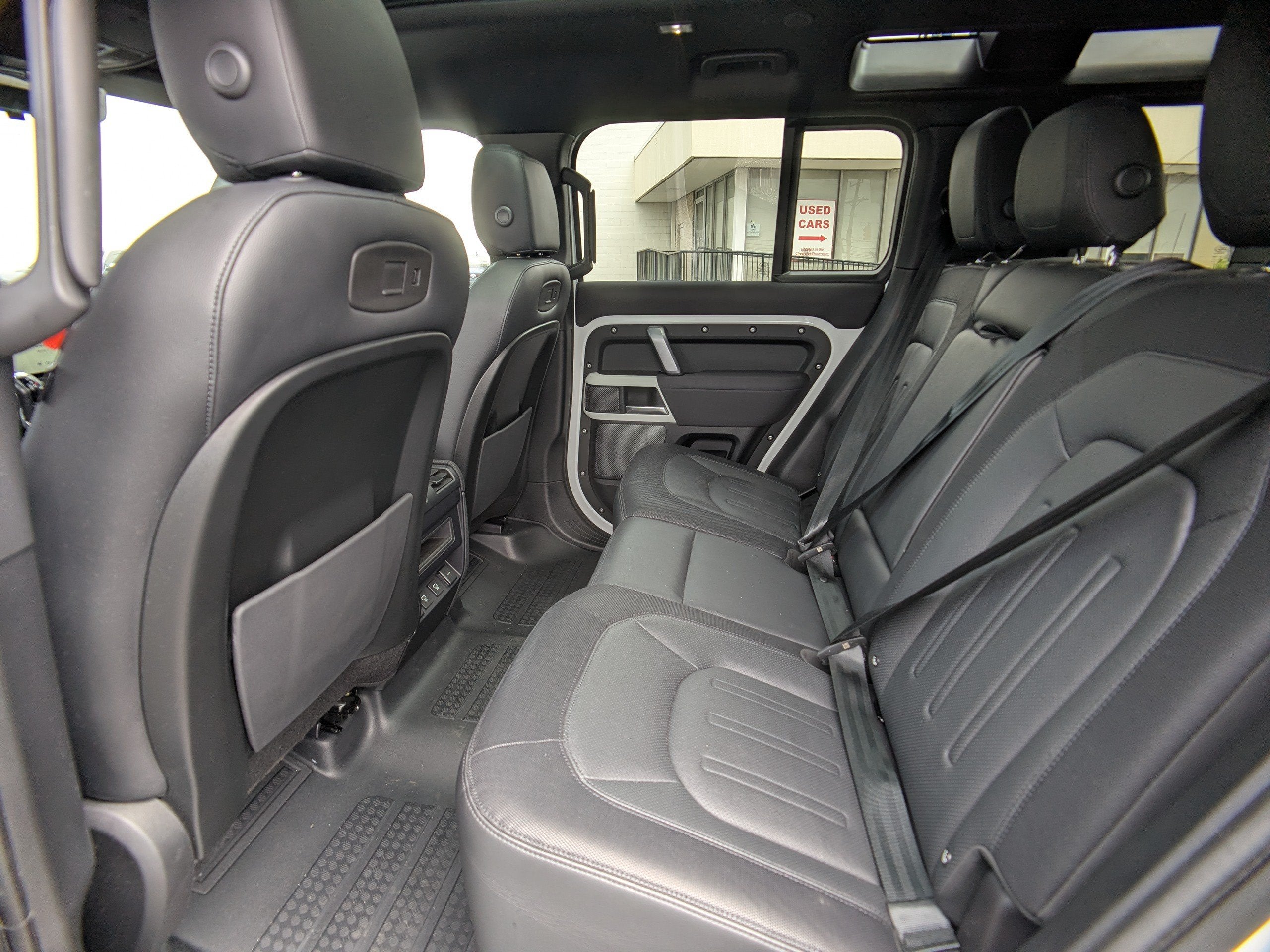 2022 Land Rover Defender X-Dynamic SE