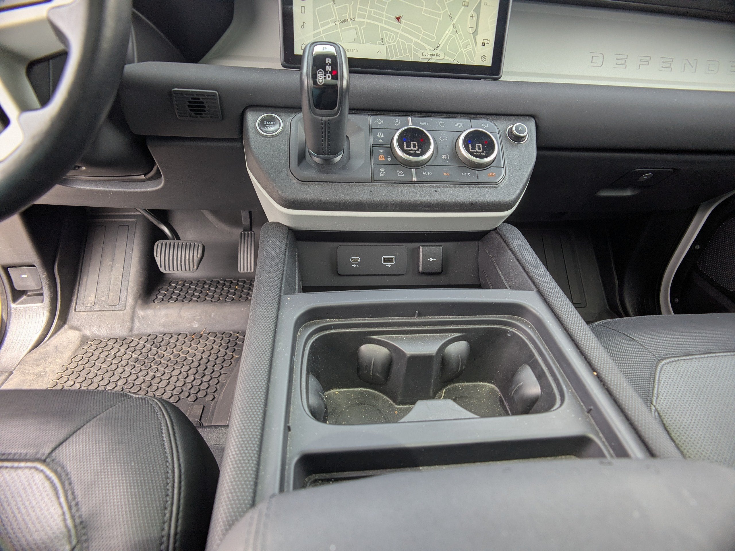 2022 Land Rover Defender X-Dynamic SE