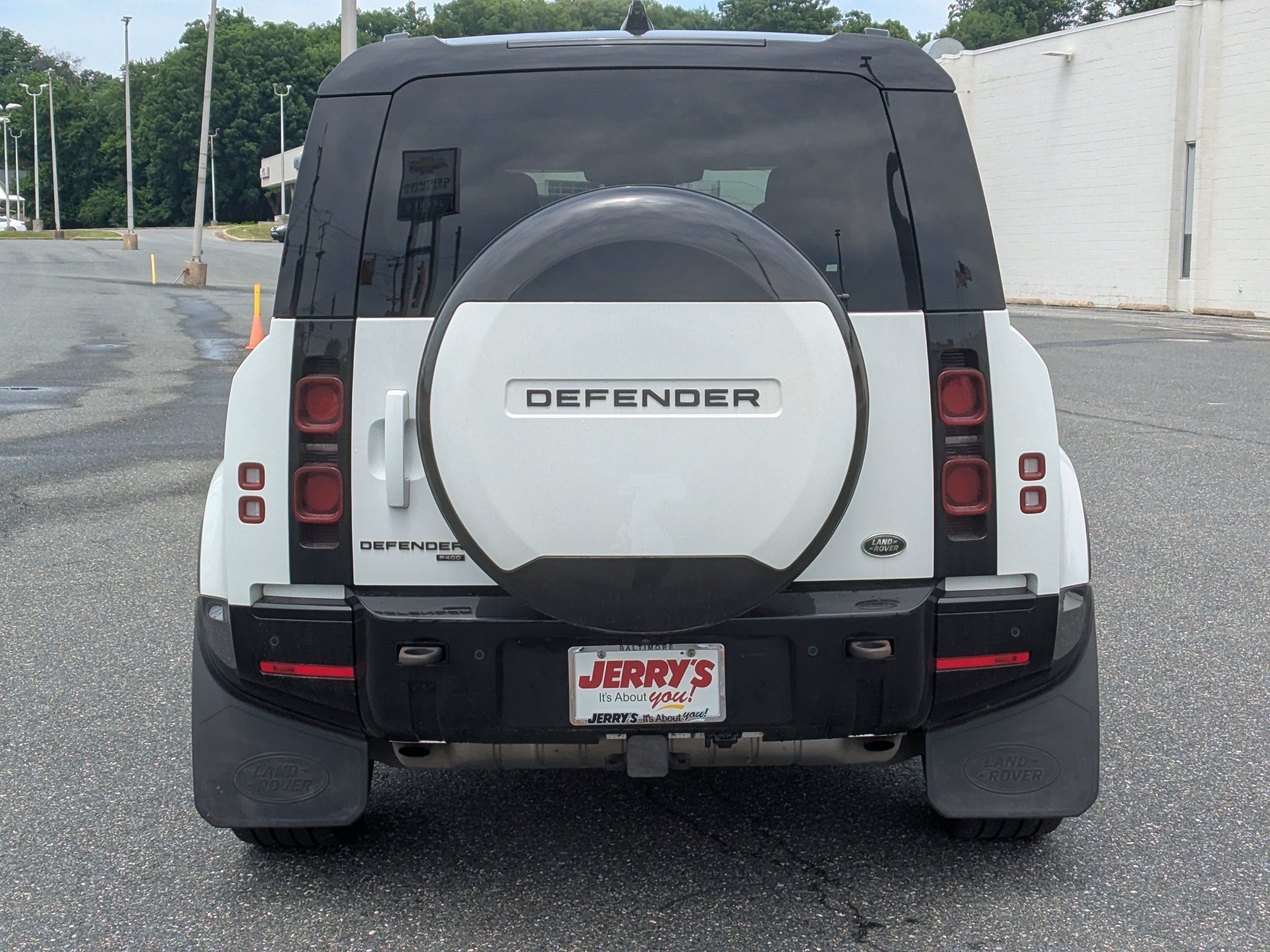 2022 Land Rover Defender X-Dynamic SE