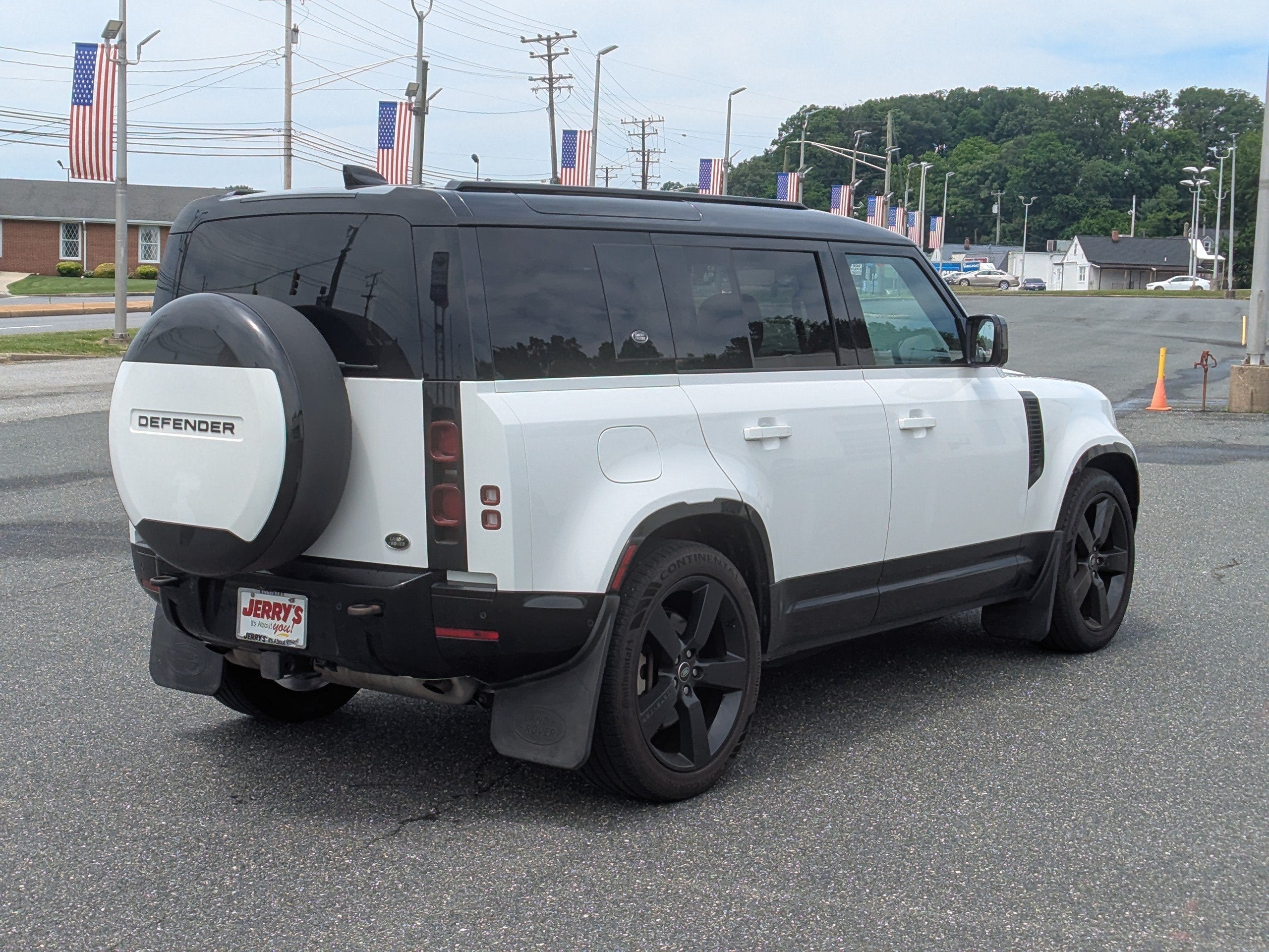 2022 Land Rover Defender X-Dynamic SE