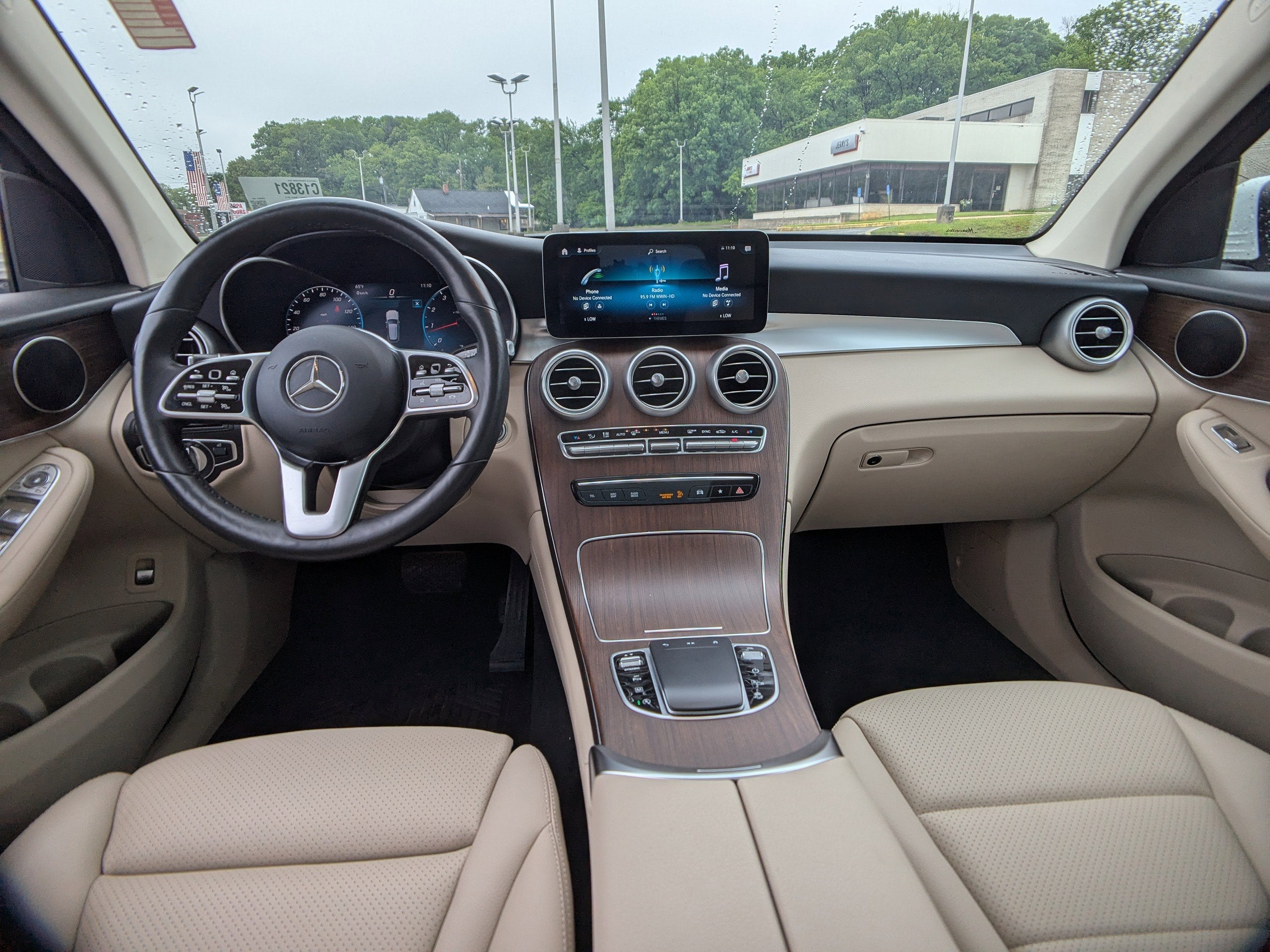 2021 Mercedes-Benz GLC GLC 300