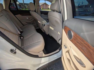 2022 Mercedes-Benz GLC GLC 300