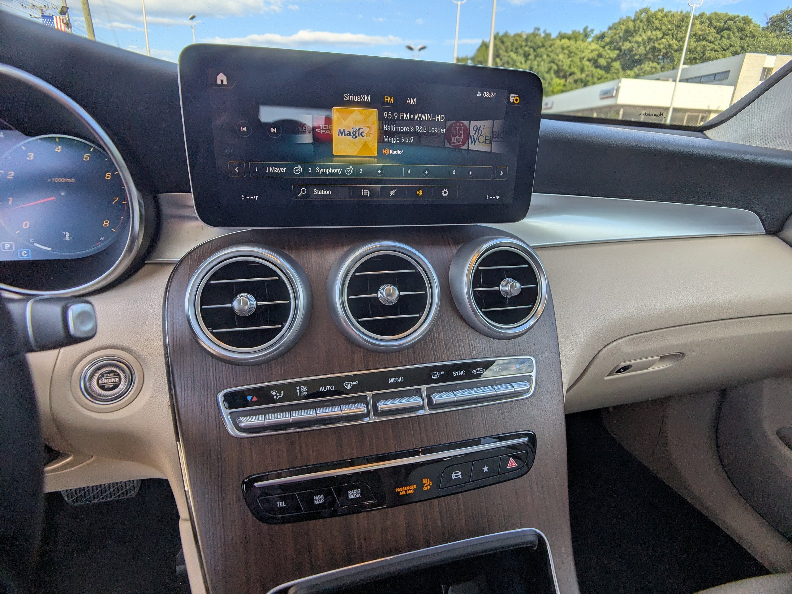 2022 Mercedes-Benz GLC GLC 300