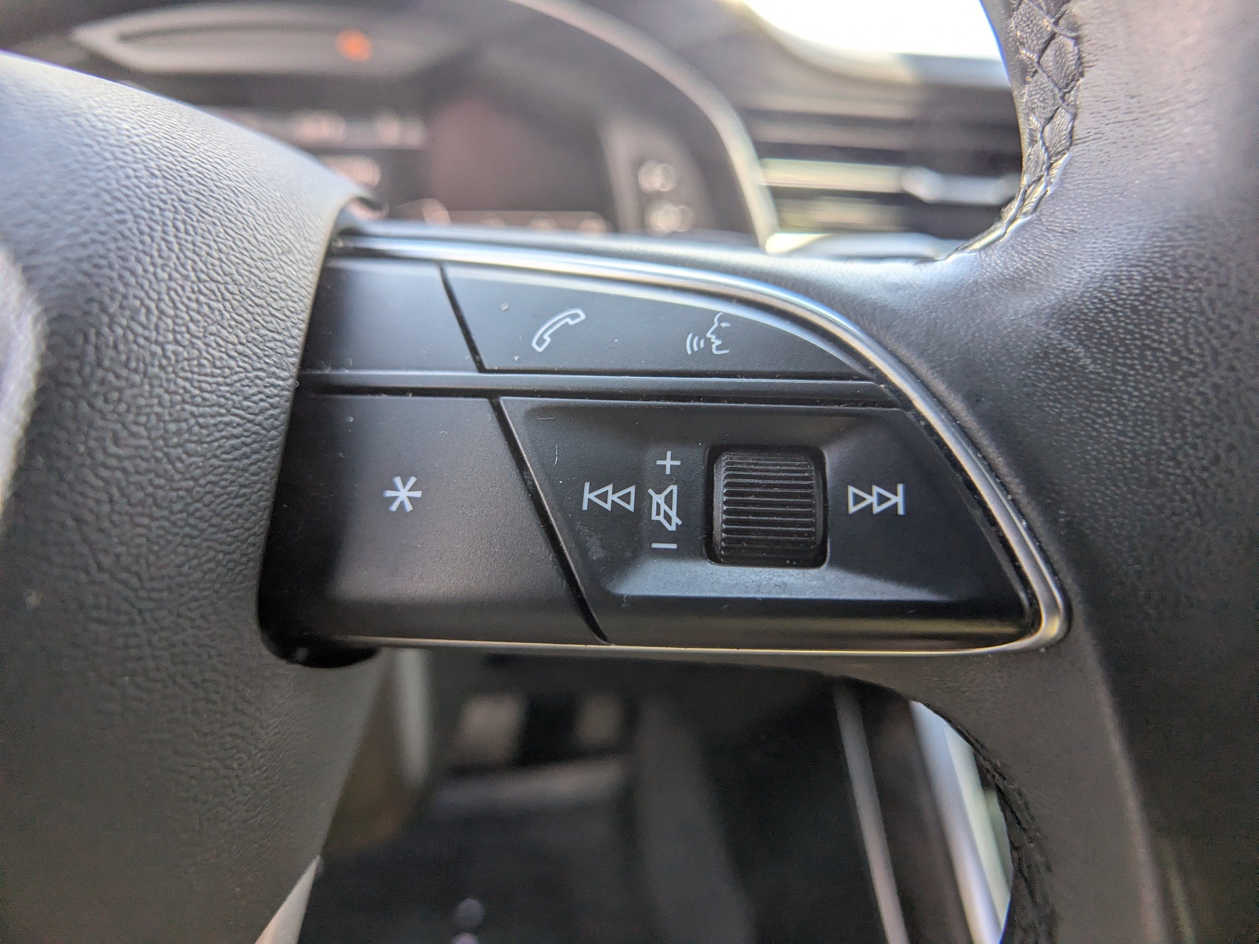 2023 Audi Q7 Premium 45 TFSI quattro Tiptronic