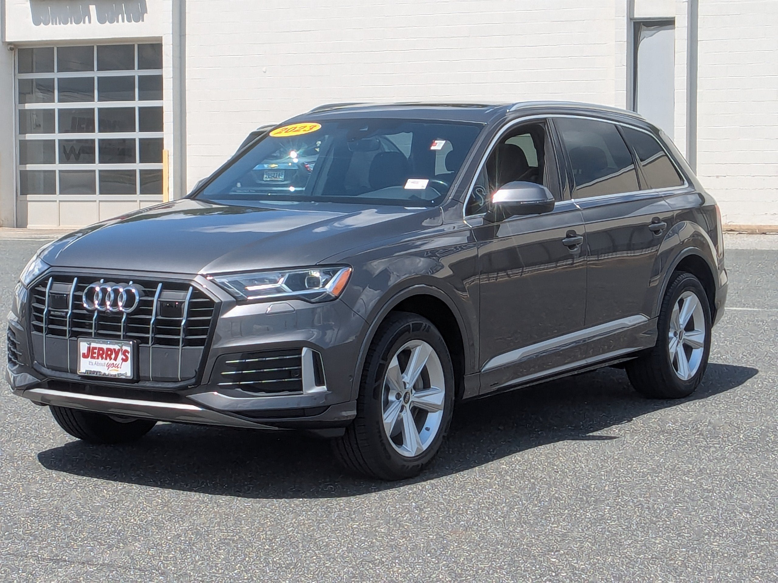 2023 Audi Q7 Premium 45 TFSI quattro Tiptronic