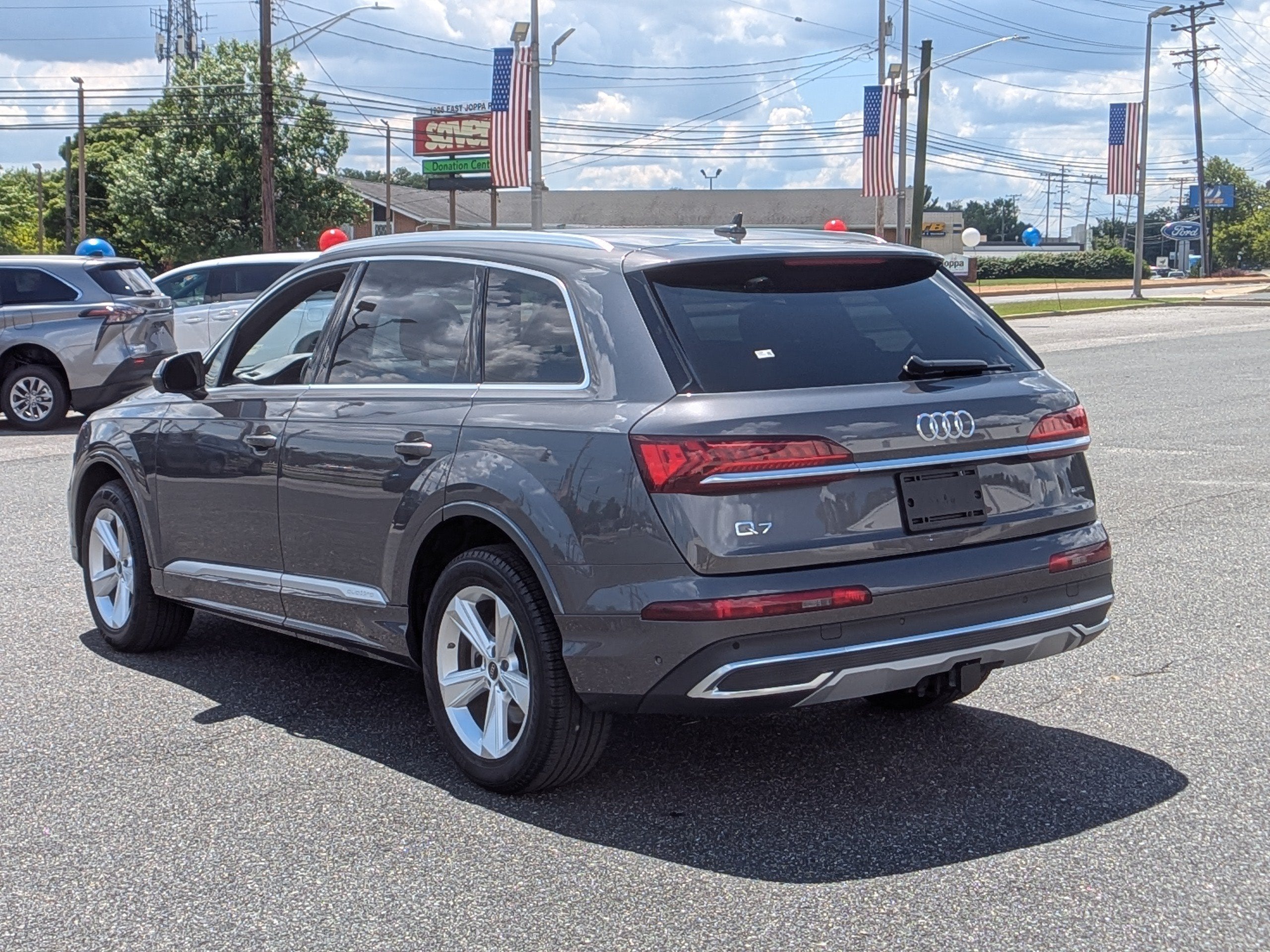 2023 Audi Q7 Premium 45 TFSI quattro Tiptronic