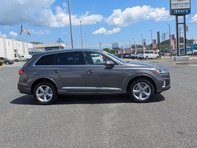 2023 Audi Q7 Premium 45 TFSI quattro Tiptronic