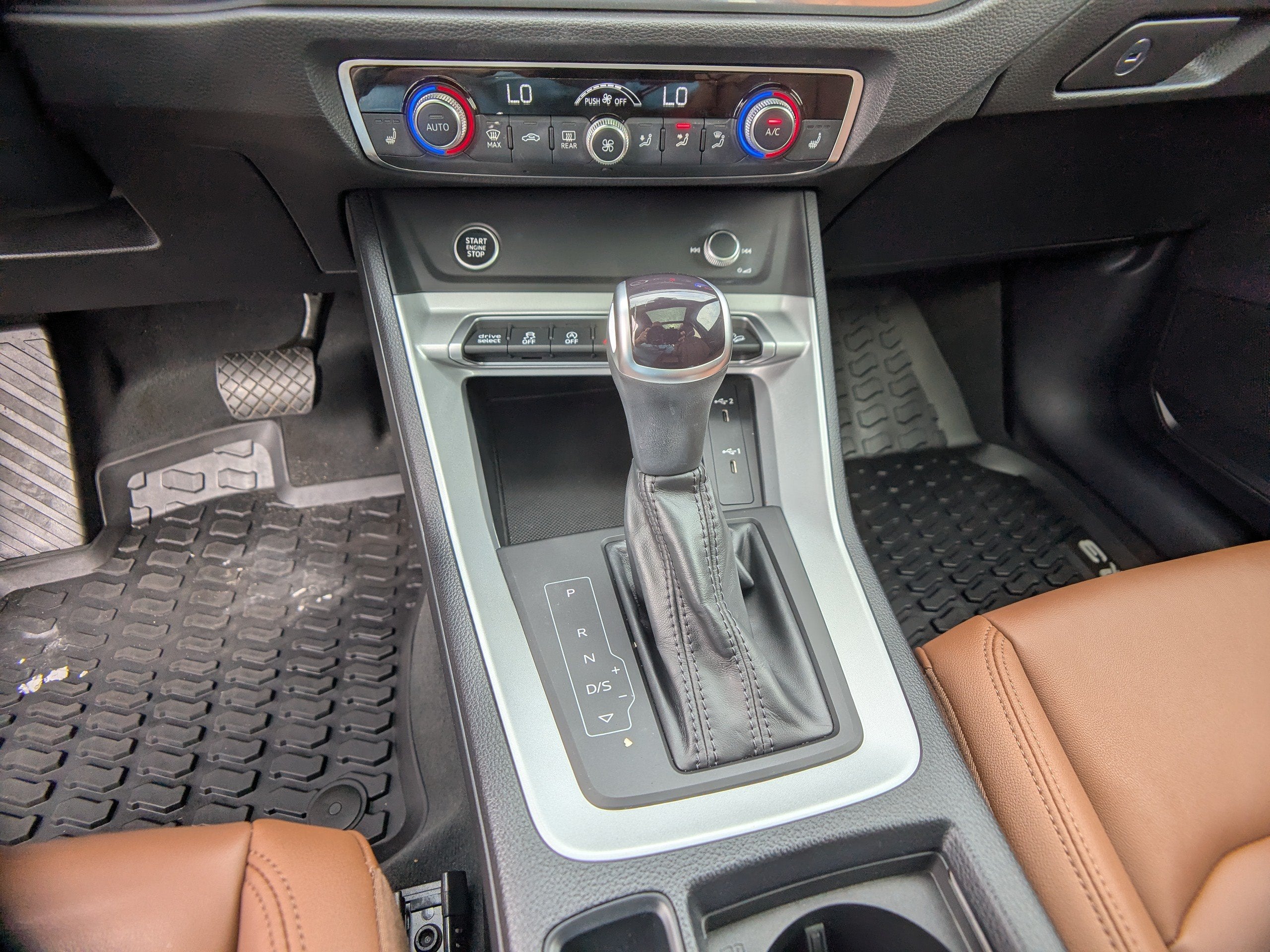 2023 Audi Q3 Premium 45 TFSI S line quattro Tiptronic
