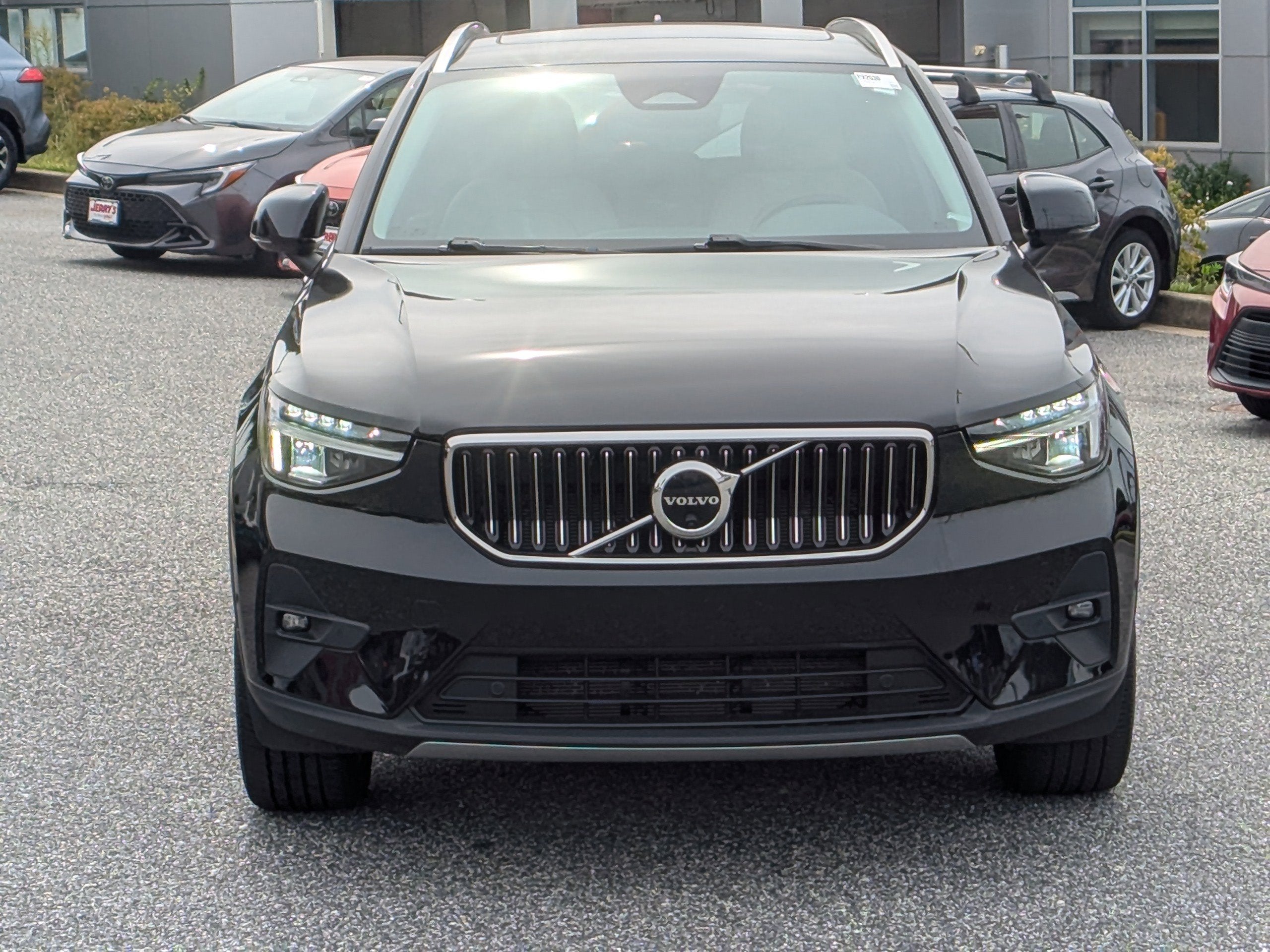 2023 Volvo XC40 Plus Bright Theme