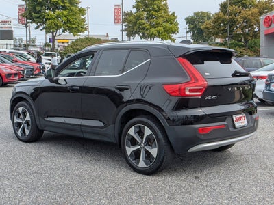 2023 Volvo XC40 Plus Bright Theme