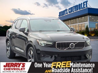 2023 Volvo XC40 Plus Bright Theme